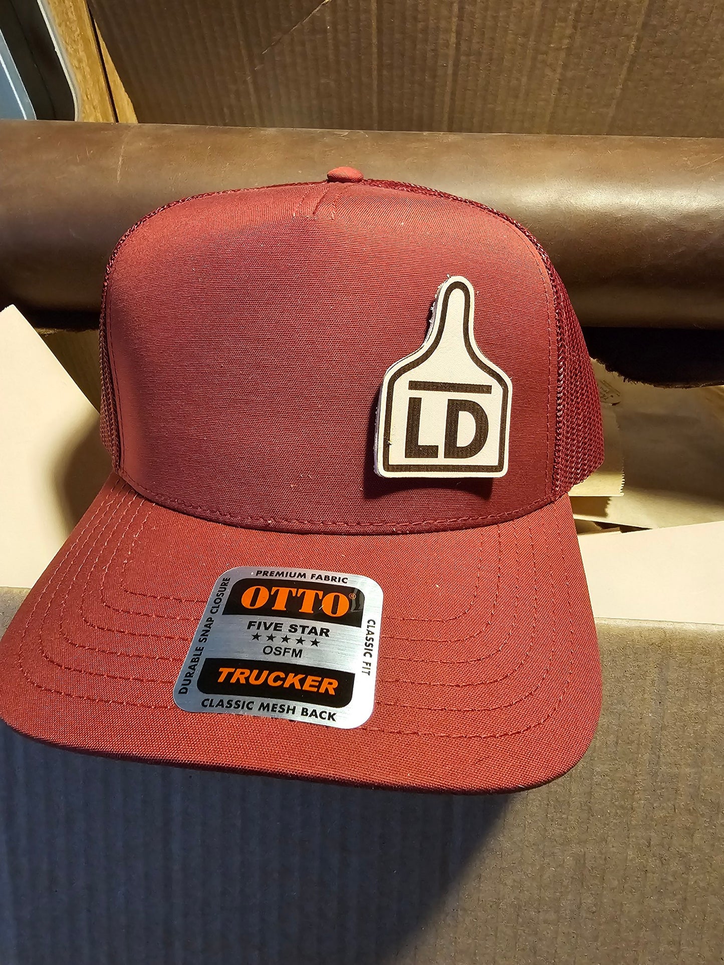Bar LD Leather Tag Hat
